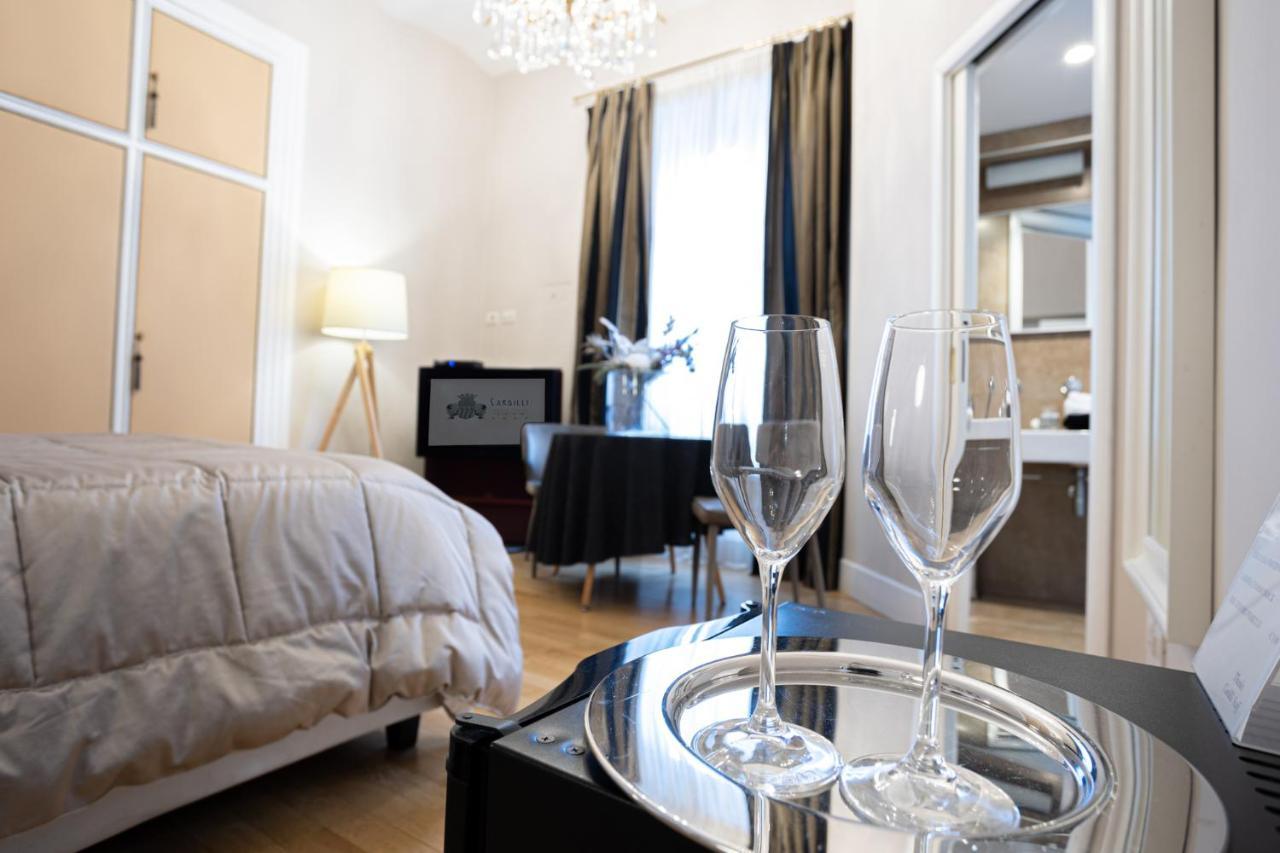 Cardilli Luxury Rooms Рим Екстер'єр фото