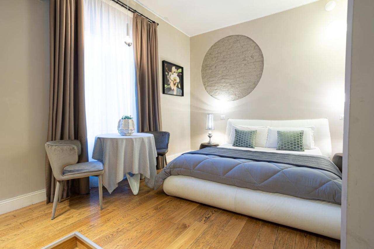 Cardilli Luxury Rooms Рим Екстер'єр фото