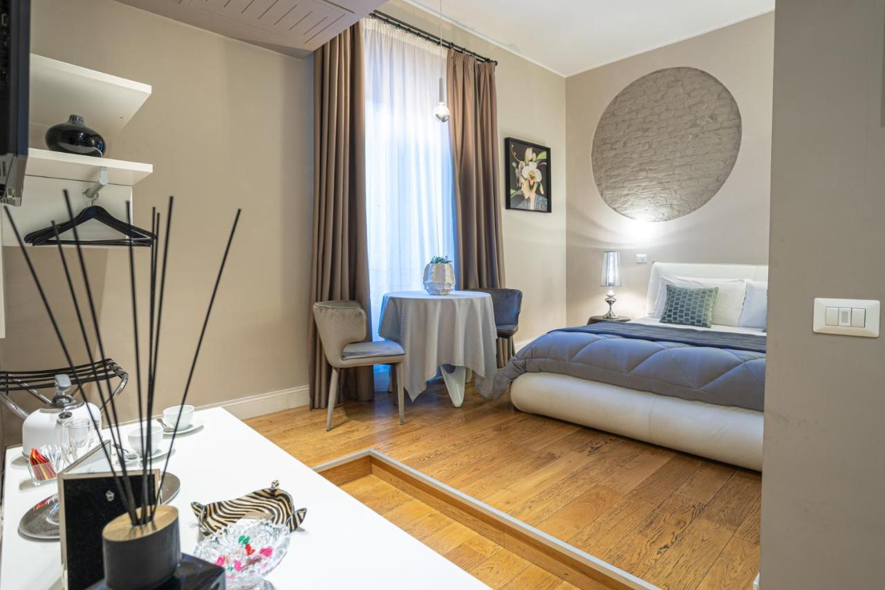 Cardilli Luxury Rooms Рим Екстер'єр фото